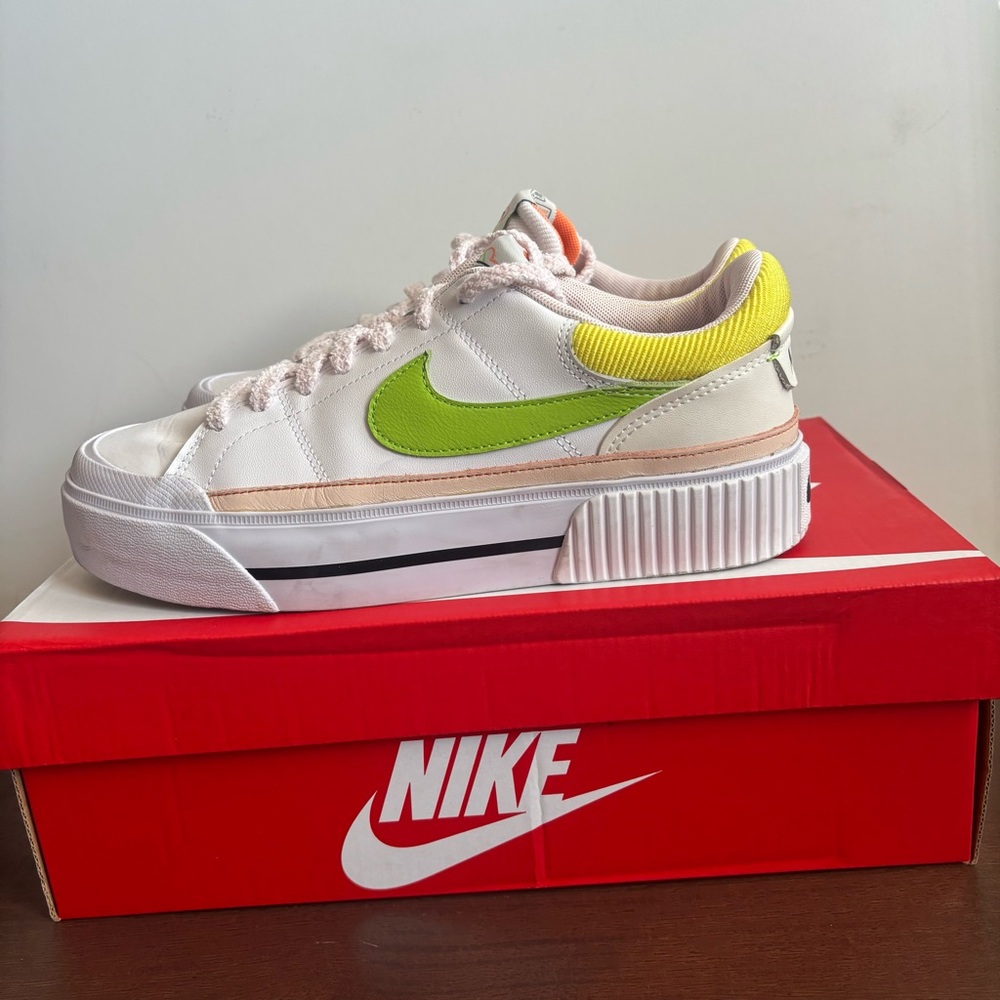 Nike Court Legacy Lift FD0872-100 Sneakers Women's White Lifestyle Shoes size 8